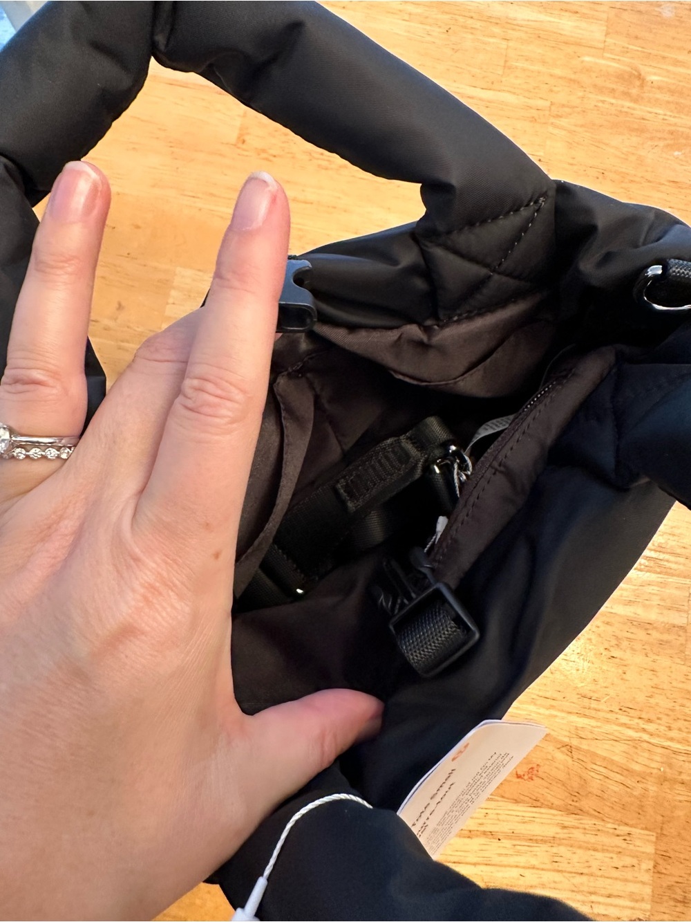 NWT Lululemon On My Level tote small puffy - Picture 5 of 6